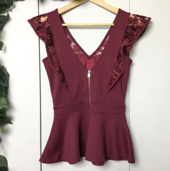Stunning River Island Burgandy Lace Peplum Top - Picture 3 of 6